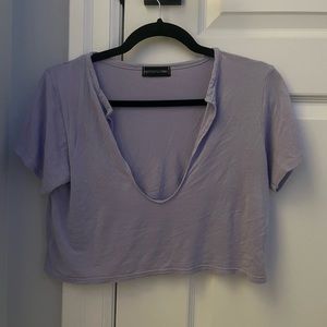 purple deep v cropped tee